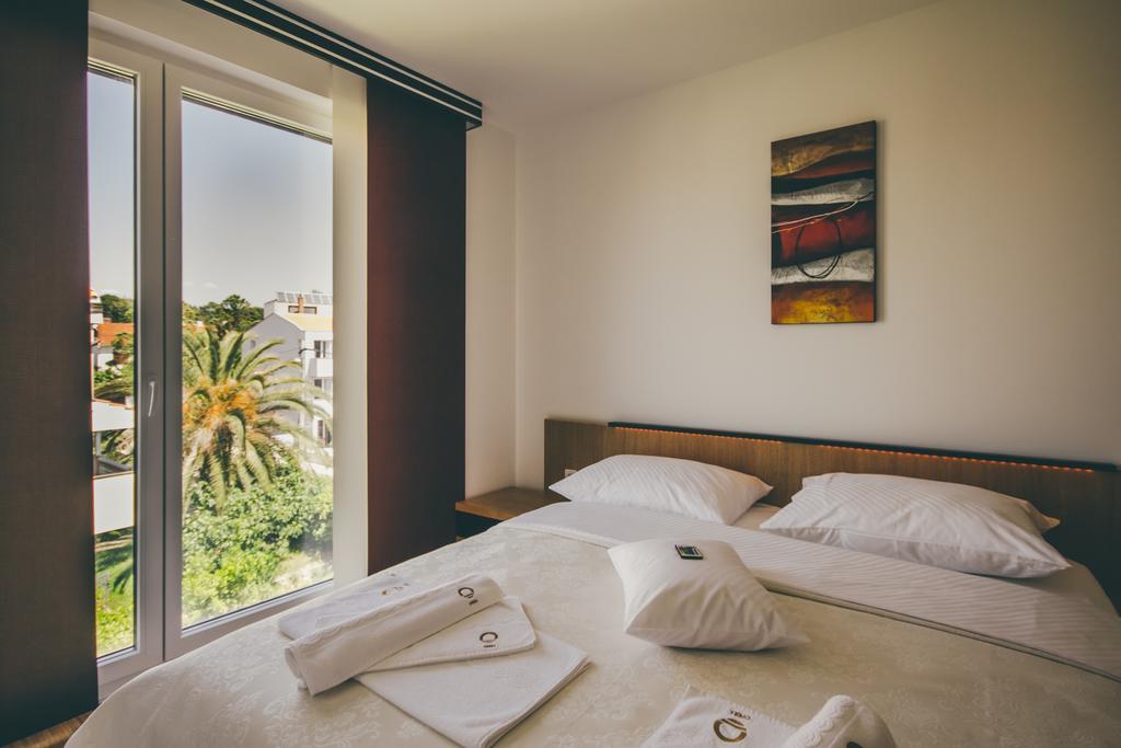 Opera Apartments Zara Esterno foto